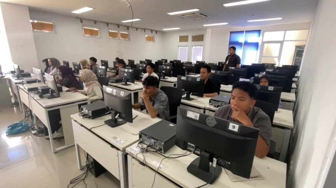 Peserta UTBK Tertangkap Basah Memakai Alat Bantu untuk Berbuat Curang di Untidar
