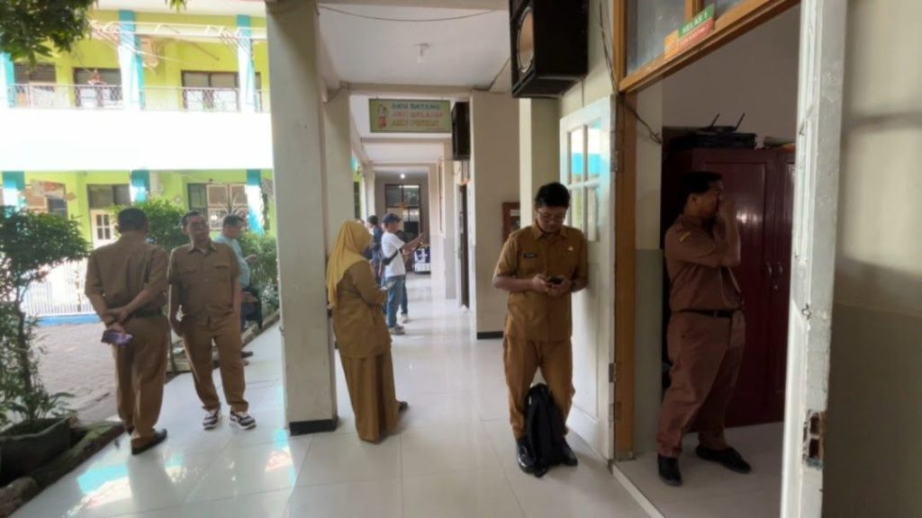 Ribuan Guru Honorer Bandung Menanti Kepastian Gaji Tertahan