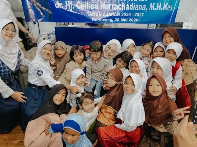 Cellica Junior Beasiswa Pendidikan Teh Celli: Raih Prestasi Unggul