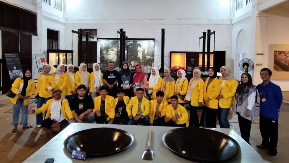 Dukungan BRIN untuk Kuliah Lapangan Mahasiswa STKIP Abdi Pendidikan Payakumbuh di Candi Kedaton Jambi
