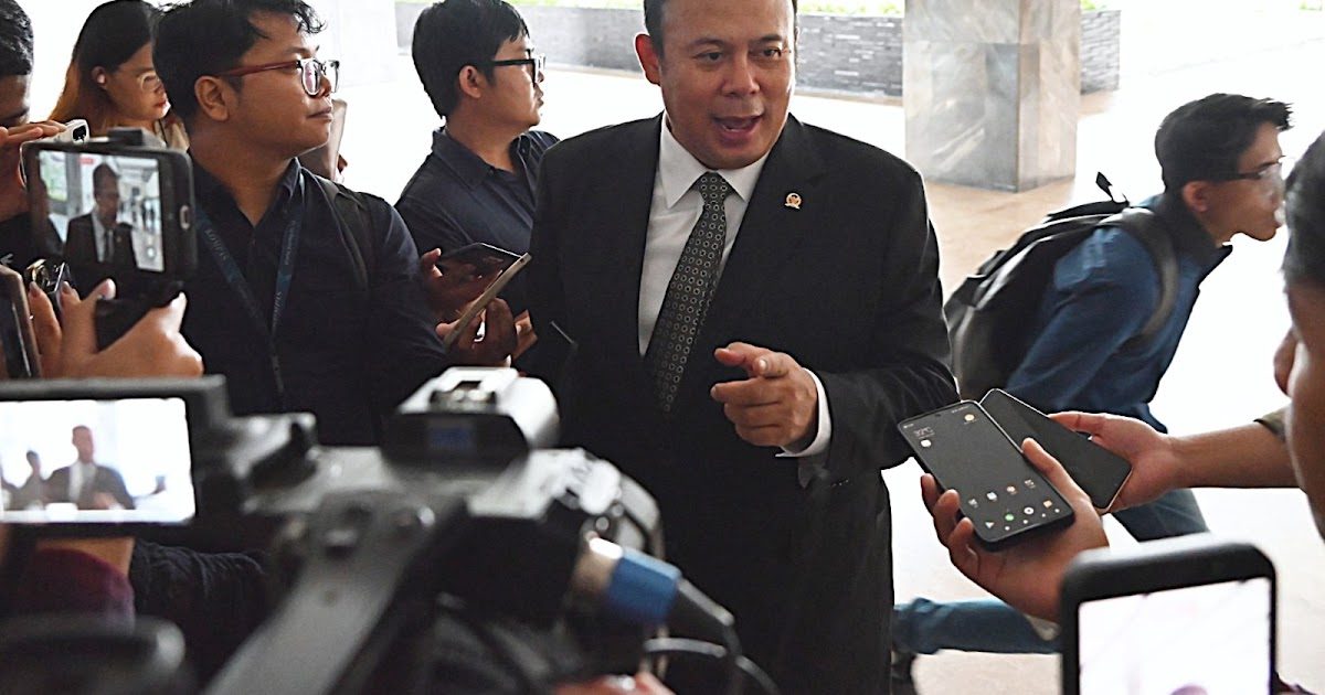 Guru Honorer Diangkat Bertahap Menjadi ASN: Usulan Legislator