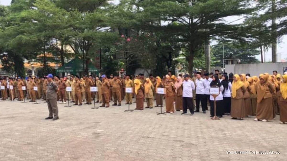 Apel Gabungan Kecamatan Haurgeulis Perkuat Sinergi Lintas Sektor, Camat Tekankan Disiplin dan Pelayanan Publik