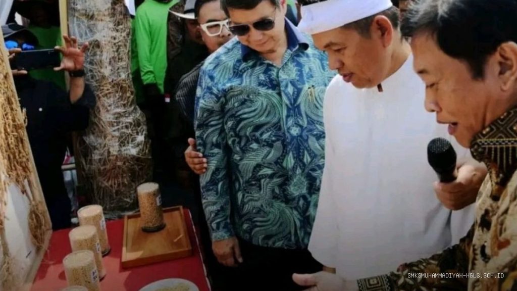 Dedi Mulyadi & Hashim Canangkan Gerakan Swasembada Kedelai dari Indramayu