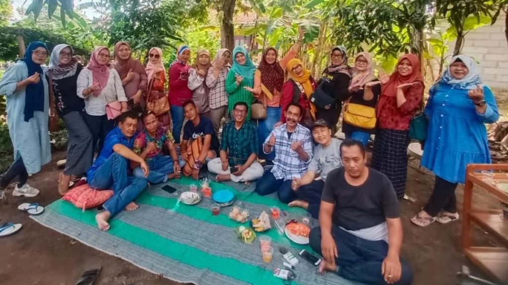 Keluarga Cirebon-Haurgeulis Pererat Silaturahmi Akbar Lintas Generasi