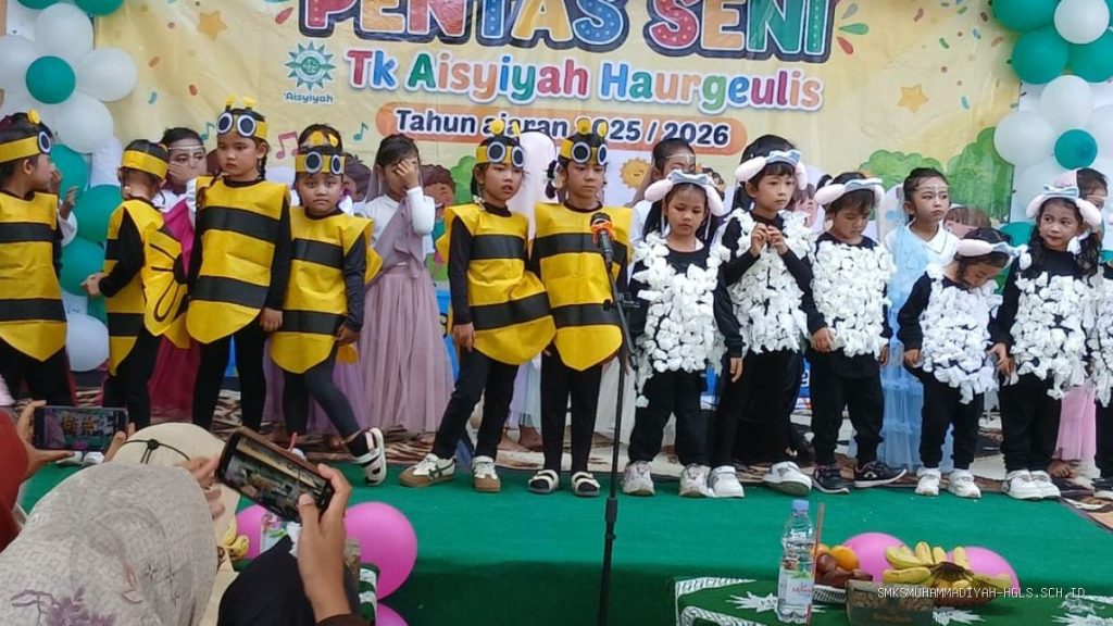 Pentas Seni TK Aisyiyah Haurgeulis: Generasi Emas Penuh Talenta dan Kreativitas
