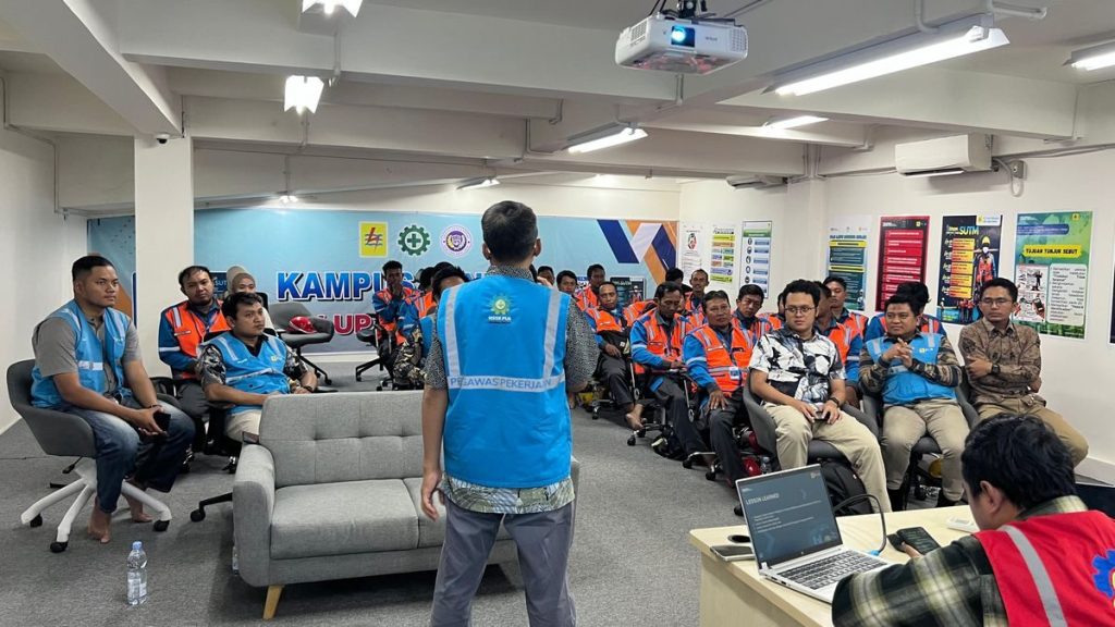 PLN Indramayu Tingkatkan Keandalan Pasokan Listrik Lewat Edukasi Prosedur