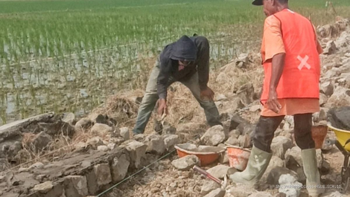 Proyek Rekonstruksi Sukamelang - SP Kedokan Gabus Indramayu Disorot