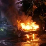 Sedan Terbakar di Jatibarang: Damkar dan Warga Padamkan Api Cepat