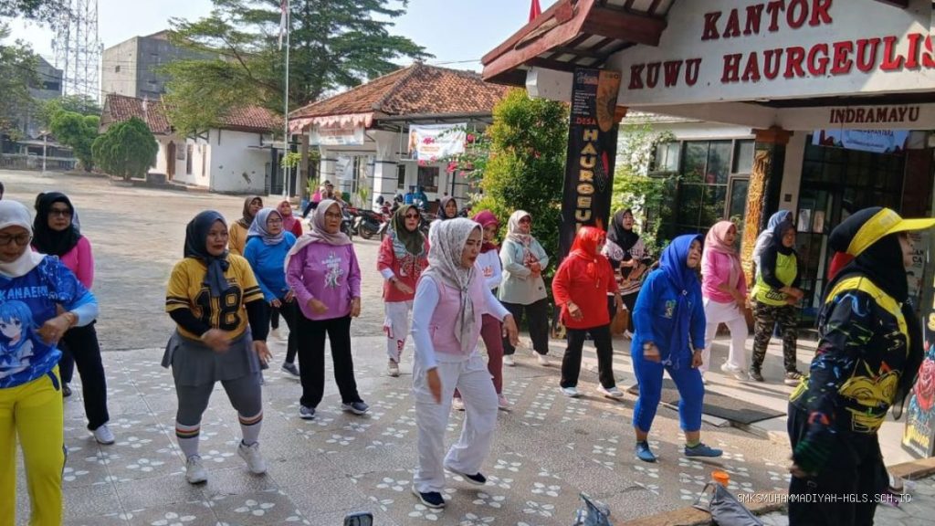TP PKK Haurgeulis: Senam Jumat Pagi Sehat & Seru
