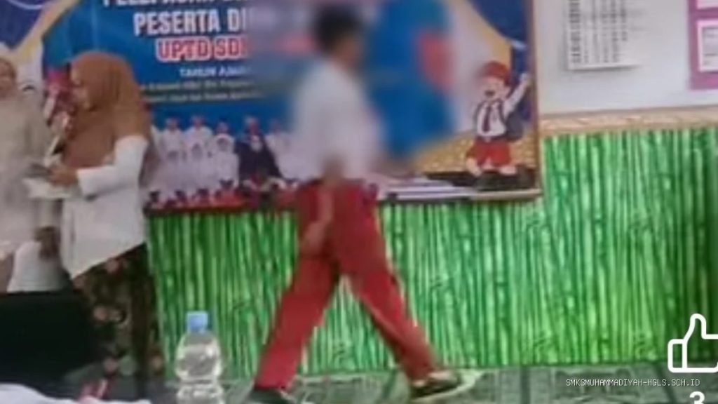 Viral Karpet Masjid SDN 1 Jangga Diinjak-injak Saat Pentas, IWOI Buka Suara