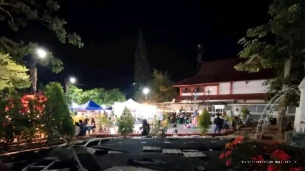 Air Mancur Alun-Alun Indramayu Mati, Warga Keluhkan Perawatan