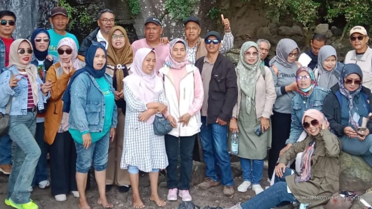 Alumni SMPN 1 Plumbon Serbu Cibuntu: Rindu Masa Sekolah, Bukan Liburan Biasa