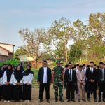 Babinsa Anjatan Bekali Santri Patriotisme: Wawasan Kebangsaan Umul Khoir