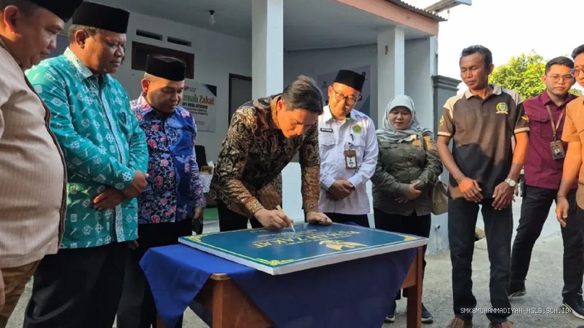 Bupati Indramayu Resmikan Rumah Zakat UPZ Desa Jatisura