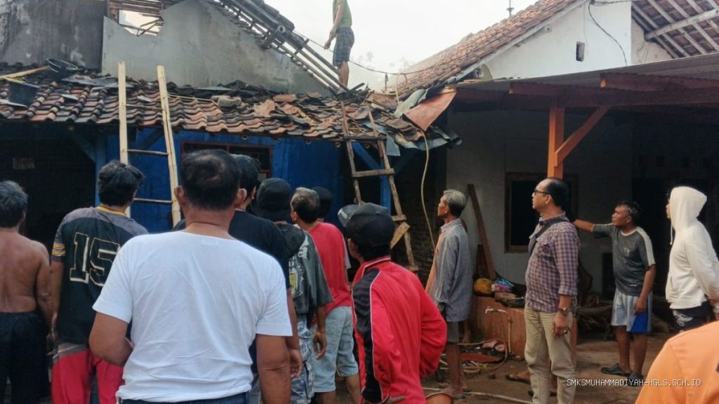 Kebakaran di Haurgeulis Indramayu: Rumah Ludes Akibat Kompor
