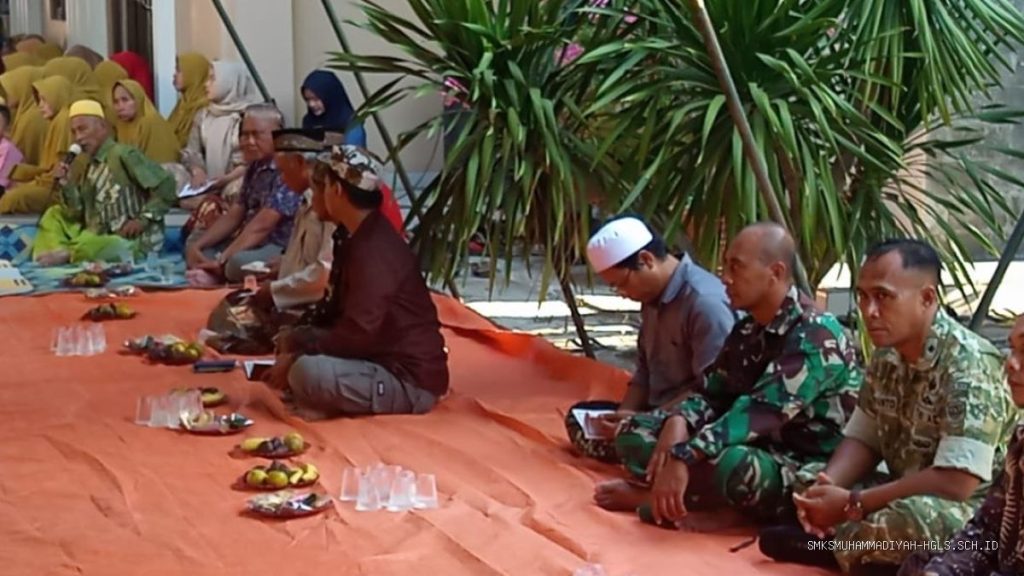 Keluarga H. Rohadi Berbagi Kebahagiaan: Doa & Syukur