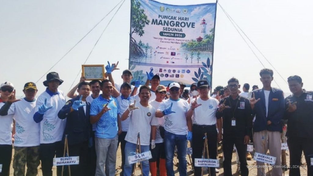 Kolaborasi Pemkab Indramayu dan DPR RI Tangani Abrasi Eretan