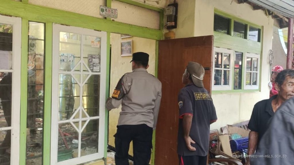 Kompor Lupa Mati: Rumah Hangus Karangampel Indramayu Terbakar