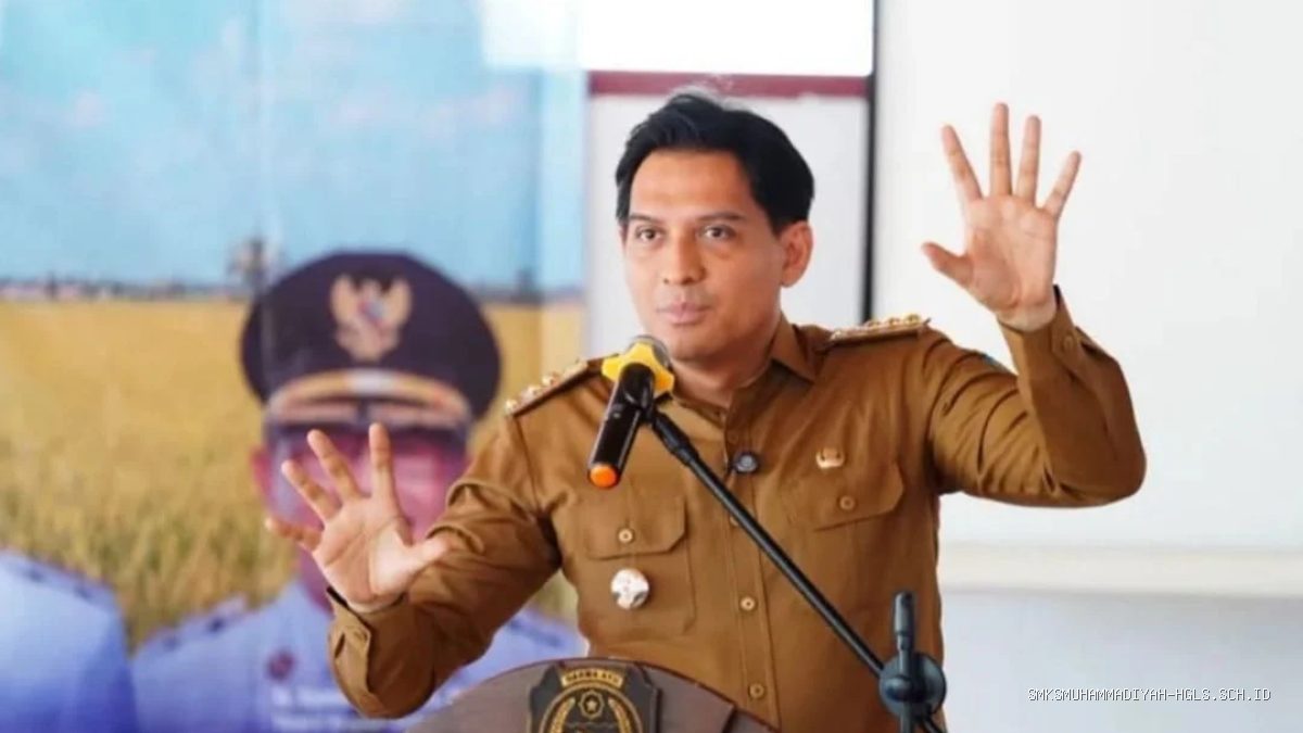 Lucky Latih 100 Operator Combine Harvester, Gempur Modernisasi Lahan Pangan Indramayu