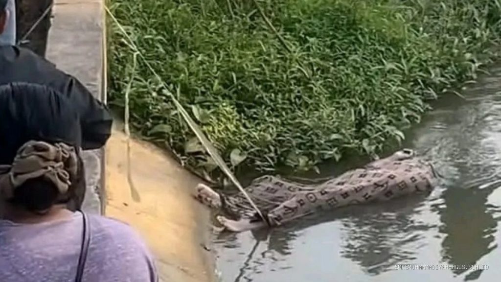 Mayat Pria di Sungai Cipelang Widasari Indramayu Teridentifikasi