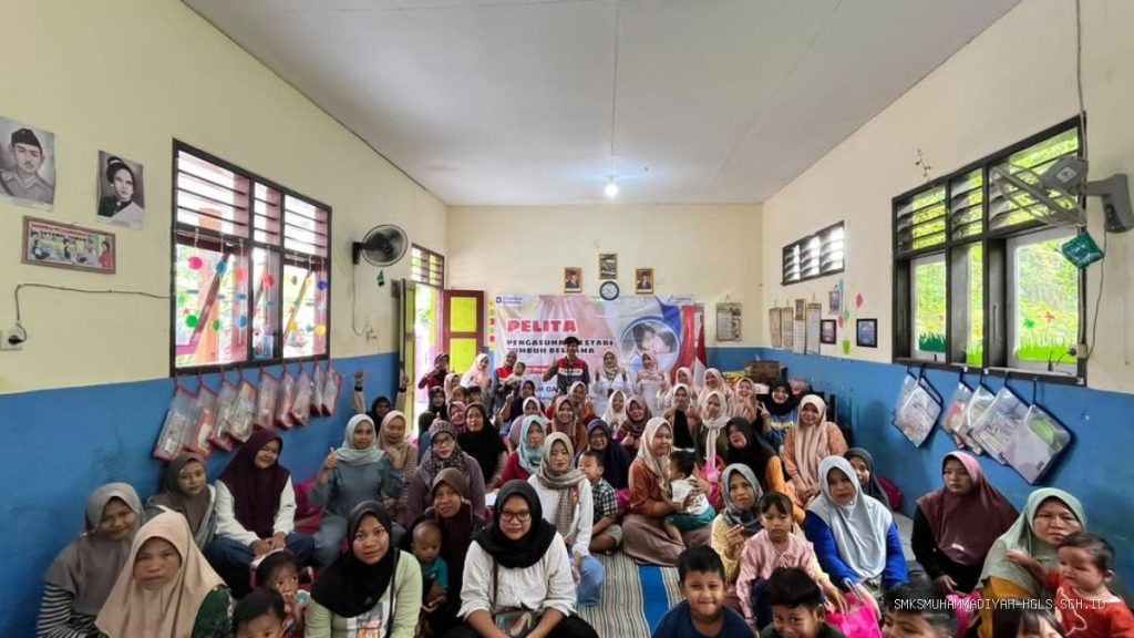 Pertamina Patra Niaga Regional JBB Pakai Tenaga Surya di Balongan