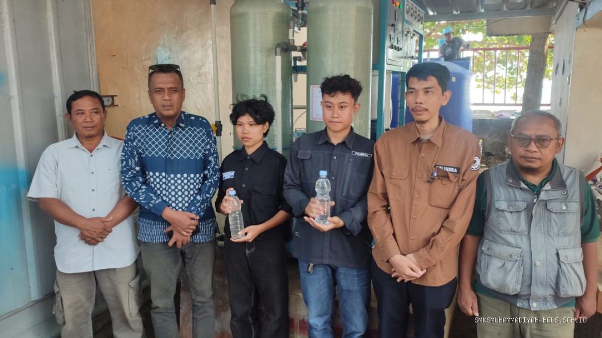 Tak Lagi Bergantung Air Tangki, Inovasi Mahasiswa Polindra Ubah Air Payau Jadi Air Bersih di Pantai Bali 2