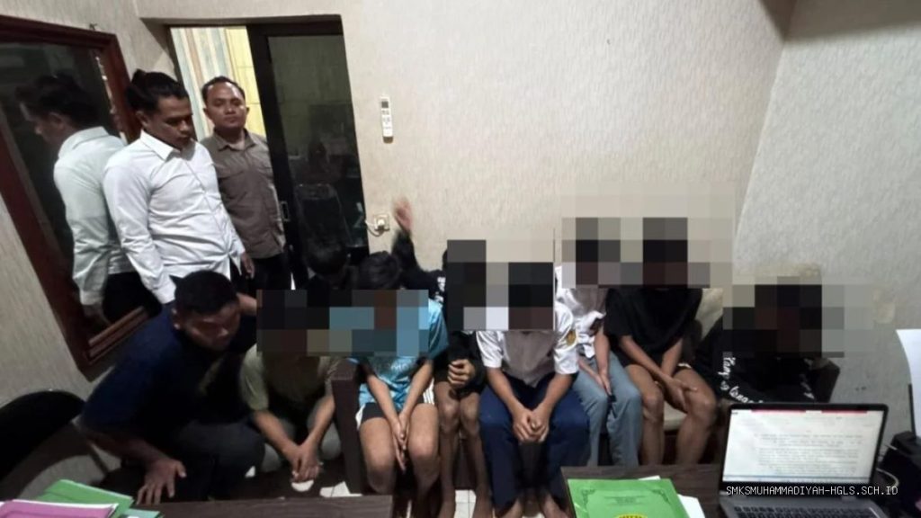 Viral Video Berandal Motor Serang Warga di Indramayu, 9 Pelaku Diciduk Polisi