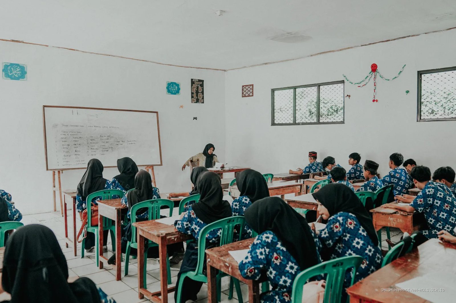 Photo by el jusuf via Pexels - Pendidikan Karakter di Sekolah: Fondasi Utama Karakter Siswa