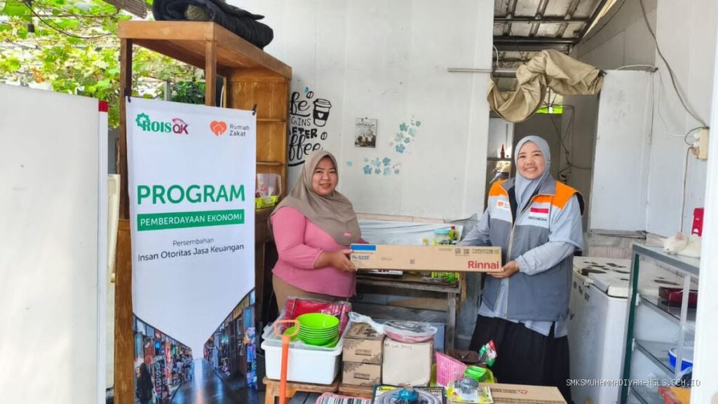 Rumah Zakat dan ROIS OJK Perkuat Ekonomi Lewat Modal Usaha