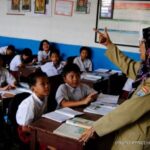Strategi Efektif Guru dalam Membentuk Karakter Siswa di Sekolah
