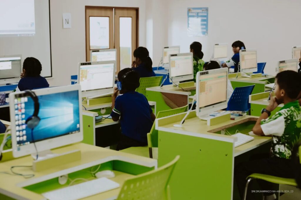 Transformasi Digital: Mengapa Teknologi Kunci Pembelajaran Modern