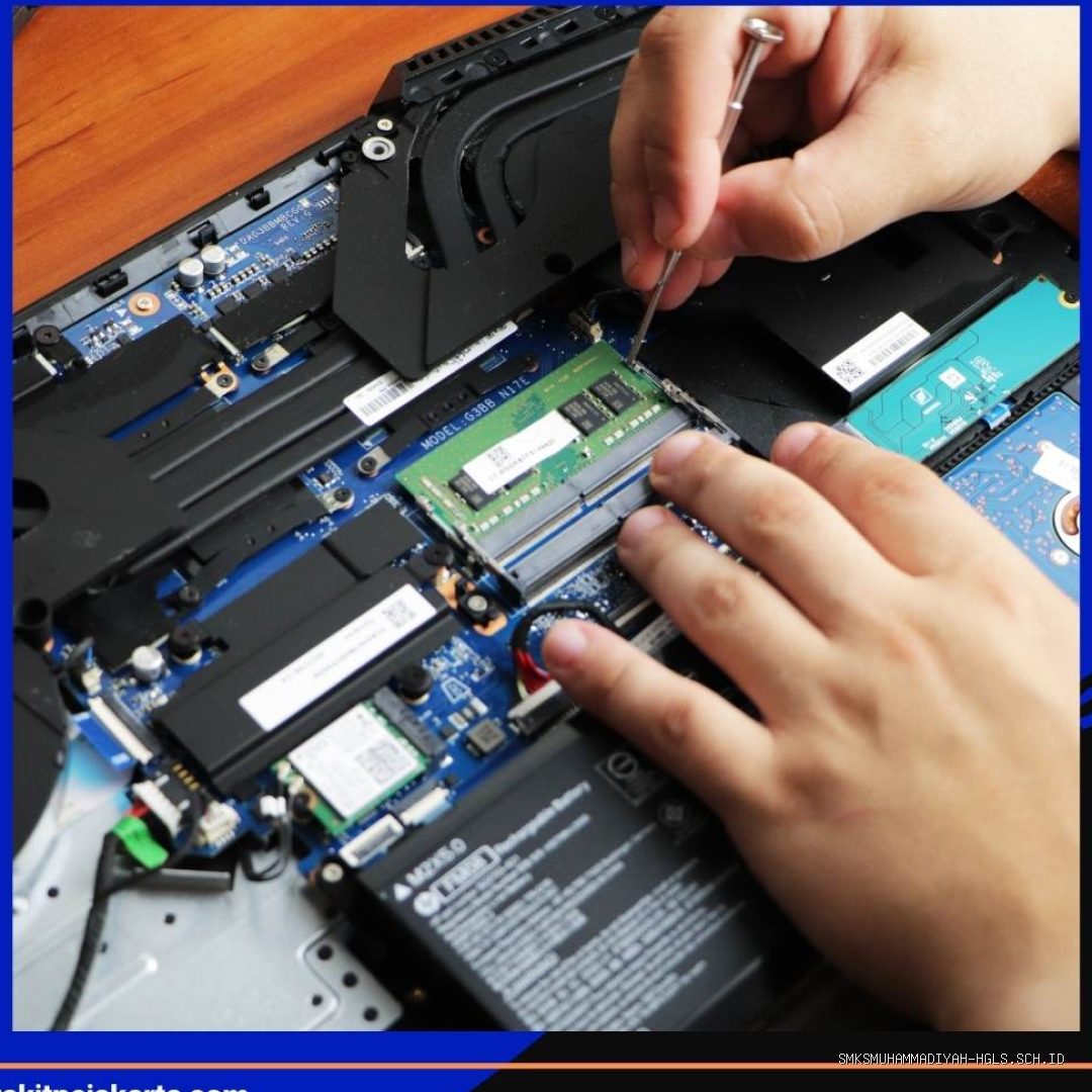 Format Laporan PKL Bab 3 Penanganan Masalah Laptop Black Screen Lemot