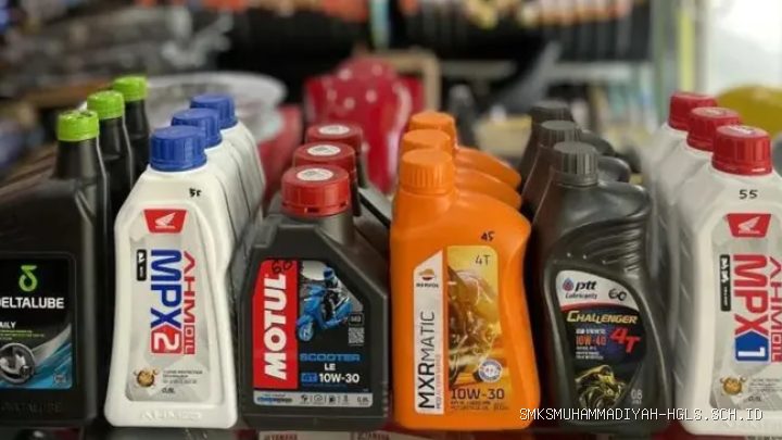Photo by moladin.com - Format Laporan PKL TBSM Penggantian Oli Mesin dan Oli Gardan Motor Matic
