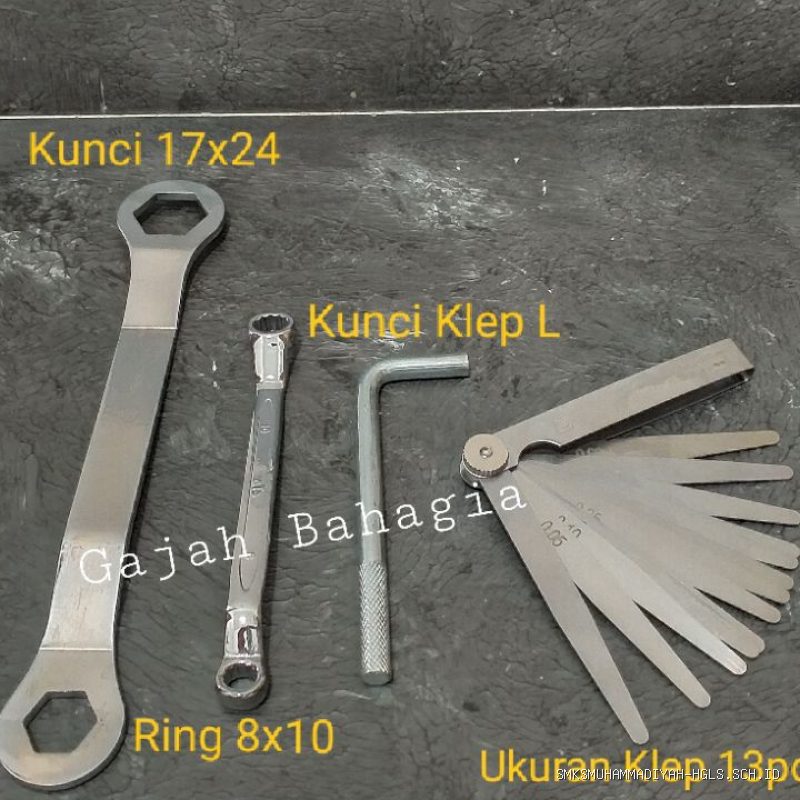 Trik Menyetel Celah Katup Mesin Sepeda Motor Bebek Menggunakan Kunci Klep